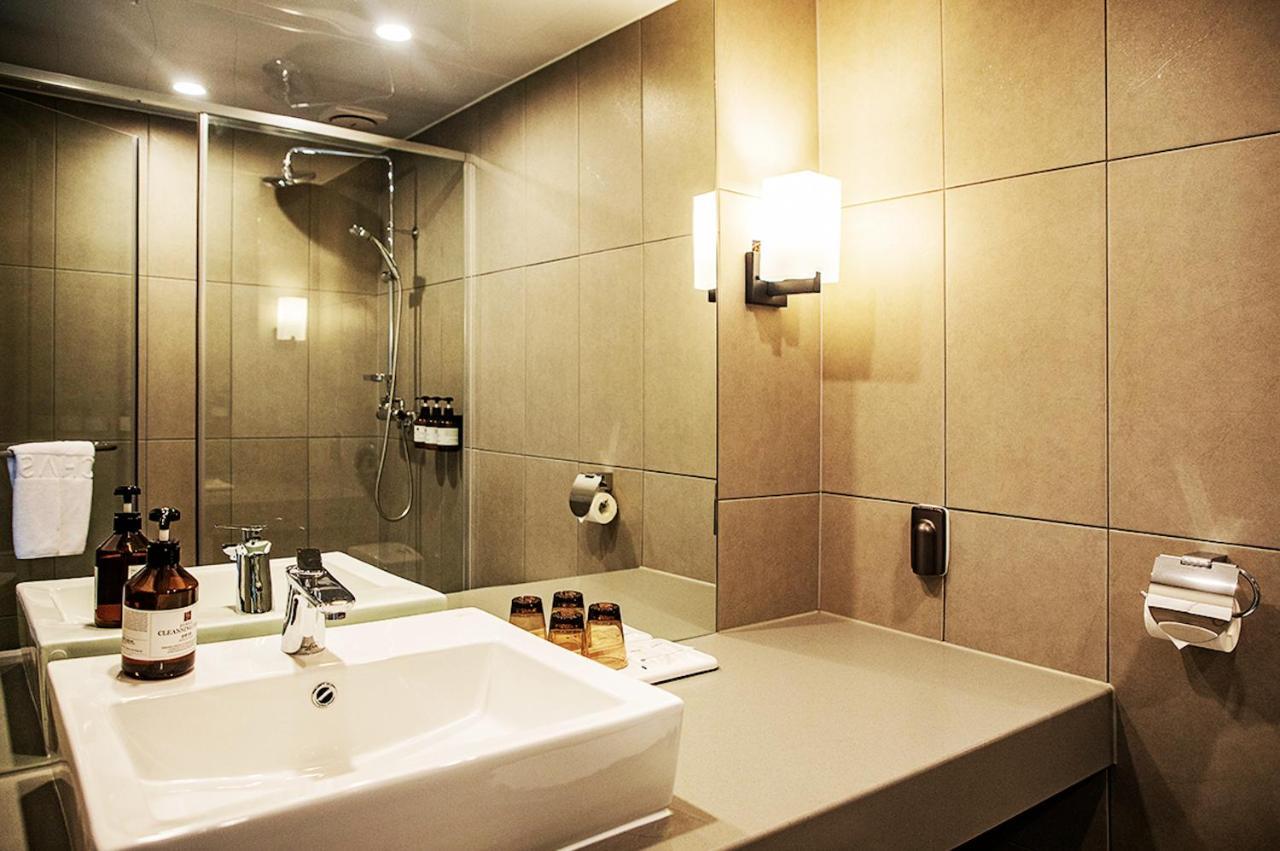 Jeju Pureun Hotel Seogwipo Esterno foto