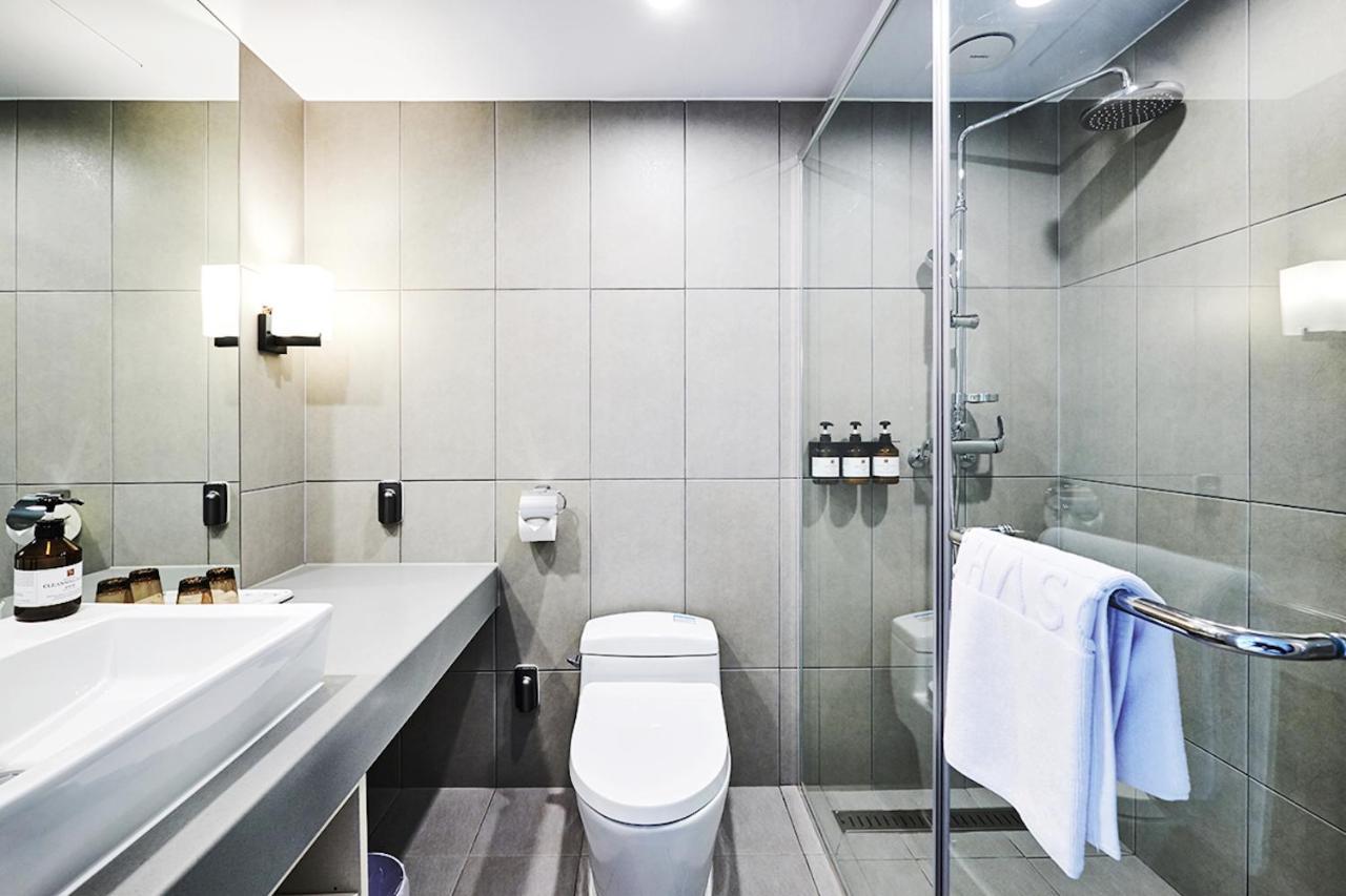 Jeju Pureun Hotel Seogwipo Esterno foto