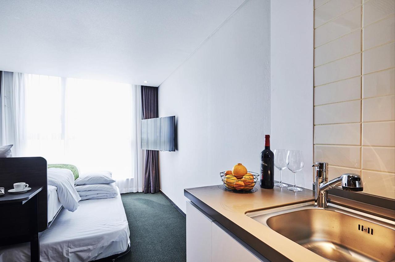 Jeju Pureun Hotel Seogwipo Esterno foto